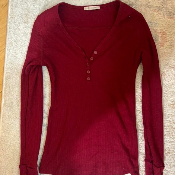 GAP Burgundy Long Sleeve Henley Tee - Picture 2 of 4
